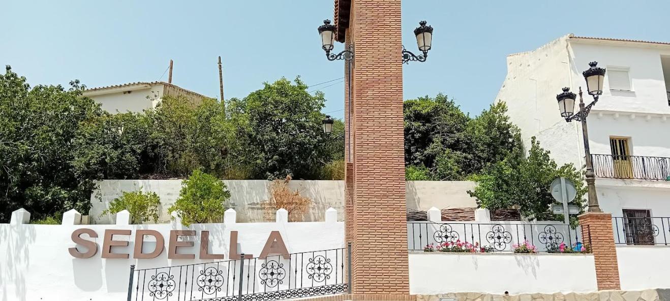 Posada Puente Romano Sedella Exterior foto